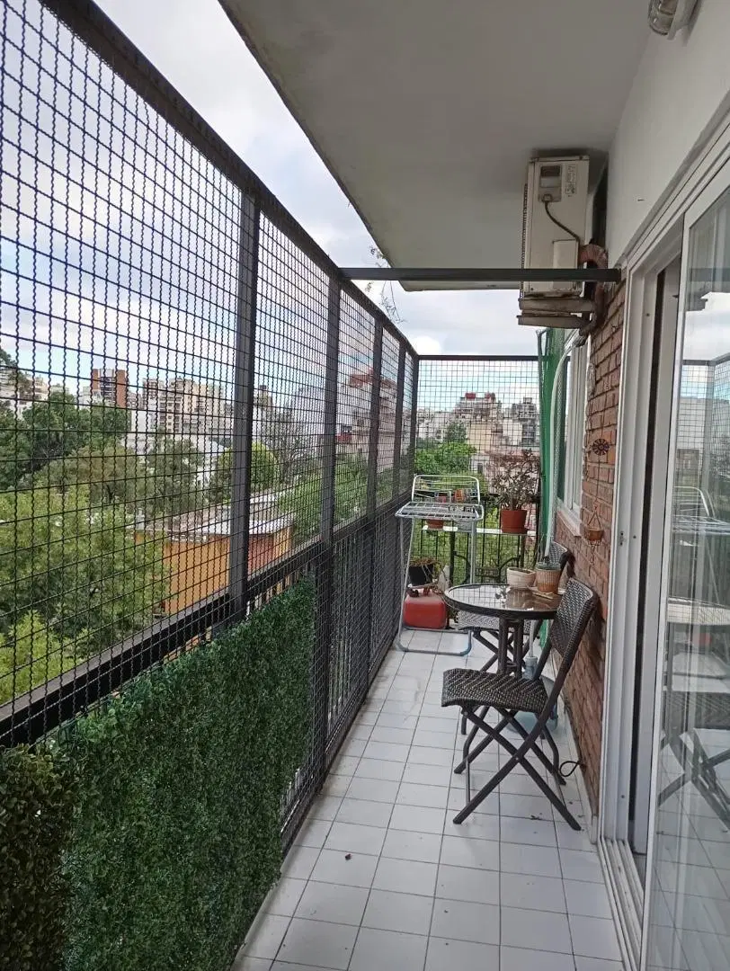 Departamento 3 amb amueblado al frente balcón. HERMOSO !!! 5