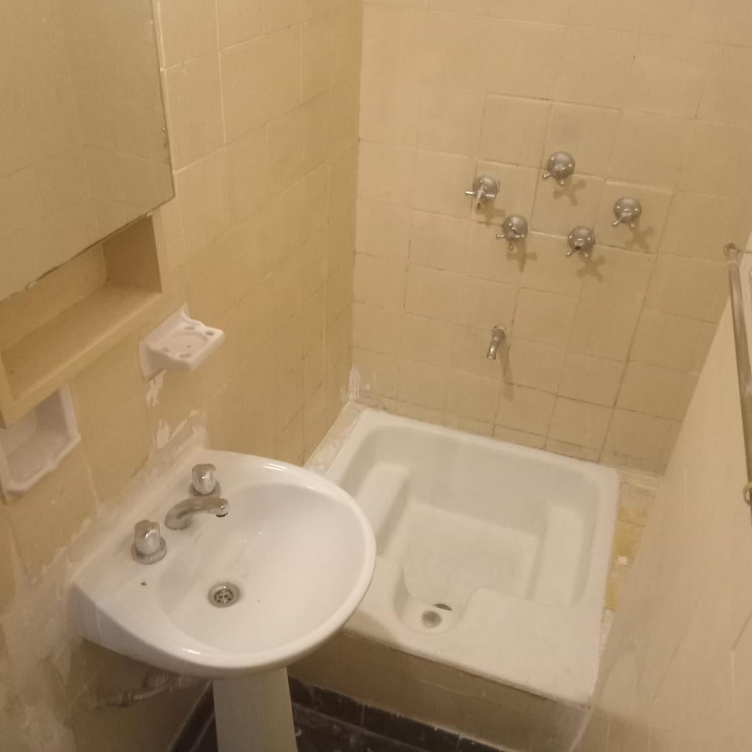 Foto de Departamento Monoambiente amplio en PB con PATIO, imagen 5