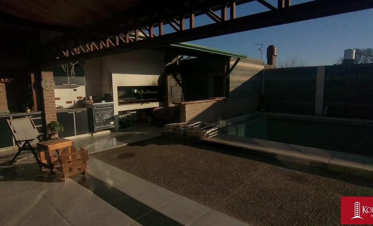 Foto de JUAREZ CELMAN - VENTA CASA QUINTA DE 2 DORMITORIOS, imagen 5