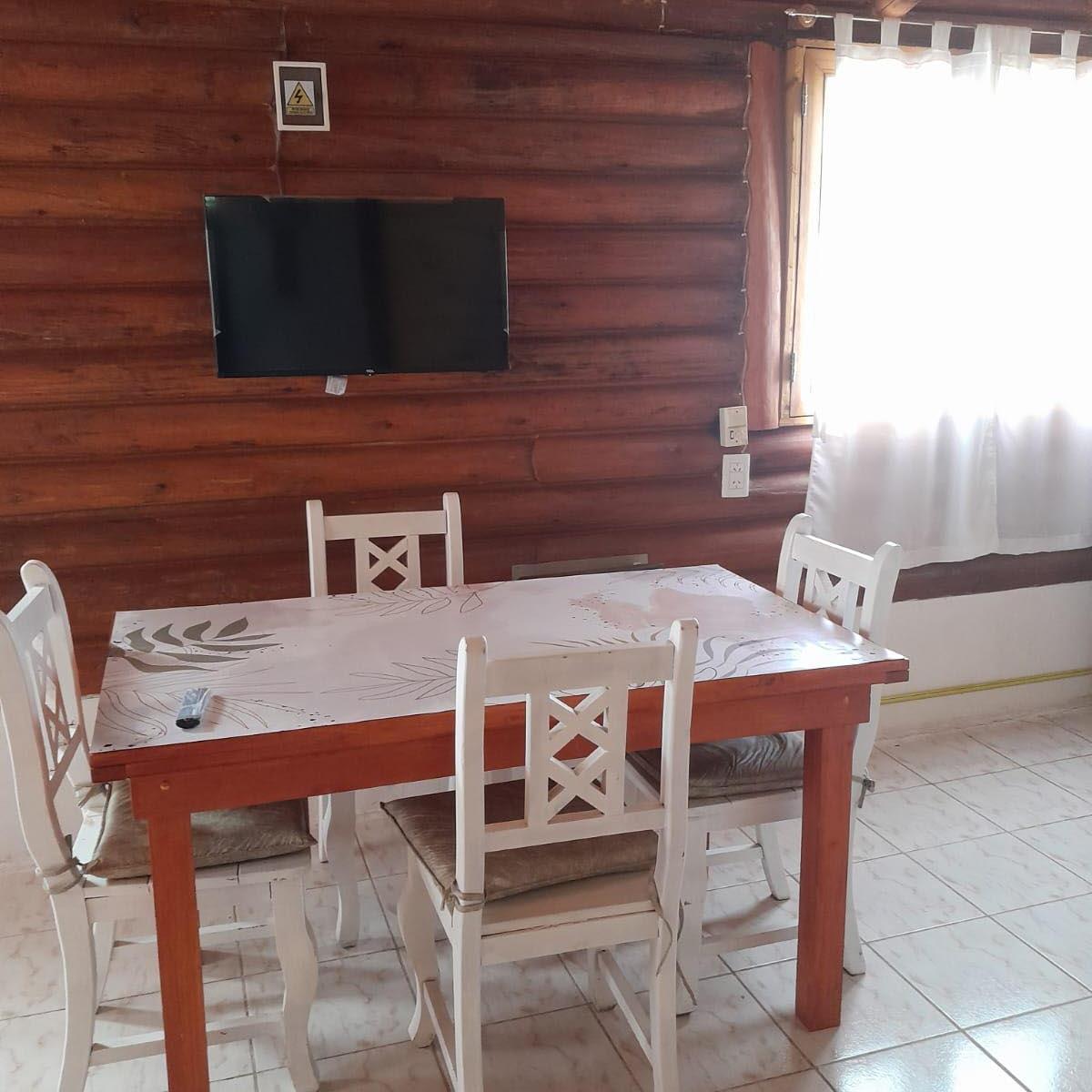 Foto de CASA GRANDE - VENTA COMPLEJO DE 4 CABAÑAS DE 1 Y 2 DORMITORIOS, imagen 4