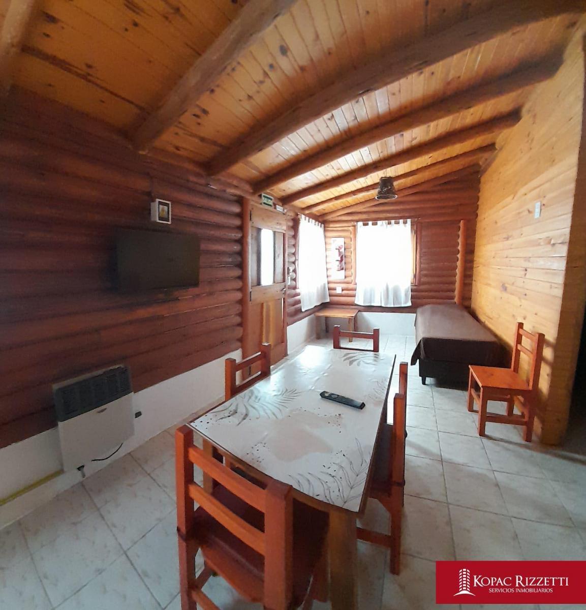 Foto de CASA GRANDE - VENTA COMPLEJO DE 4 CABAÑAS DE 1 Y 2 DORMITORIOS, imagen 2