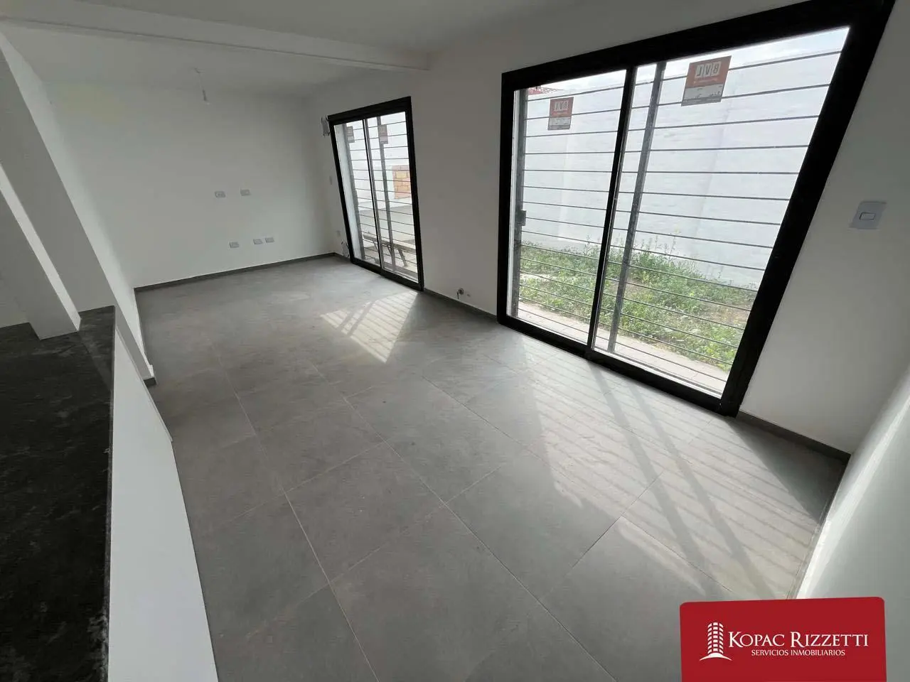 ALTO VERDE (LOS PINARES 3200) - ALQUILER CASA 2 DORMITORIOS 5