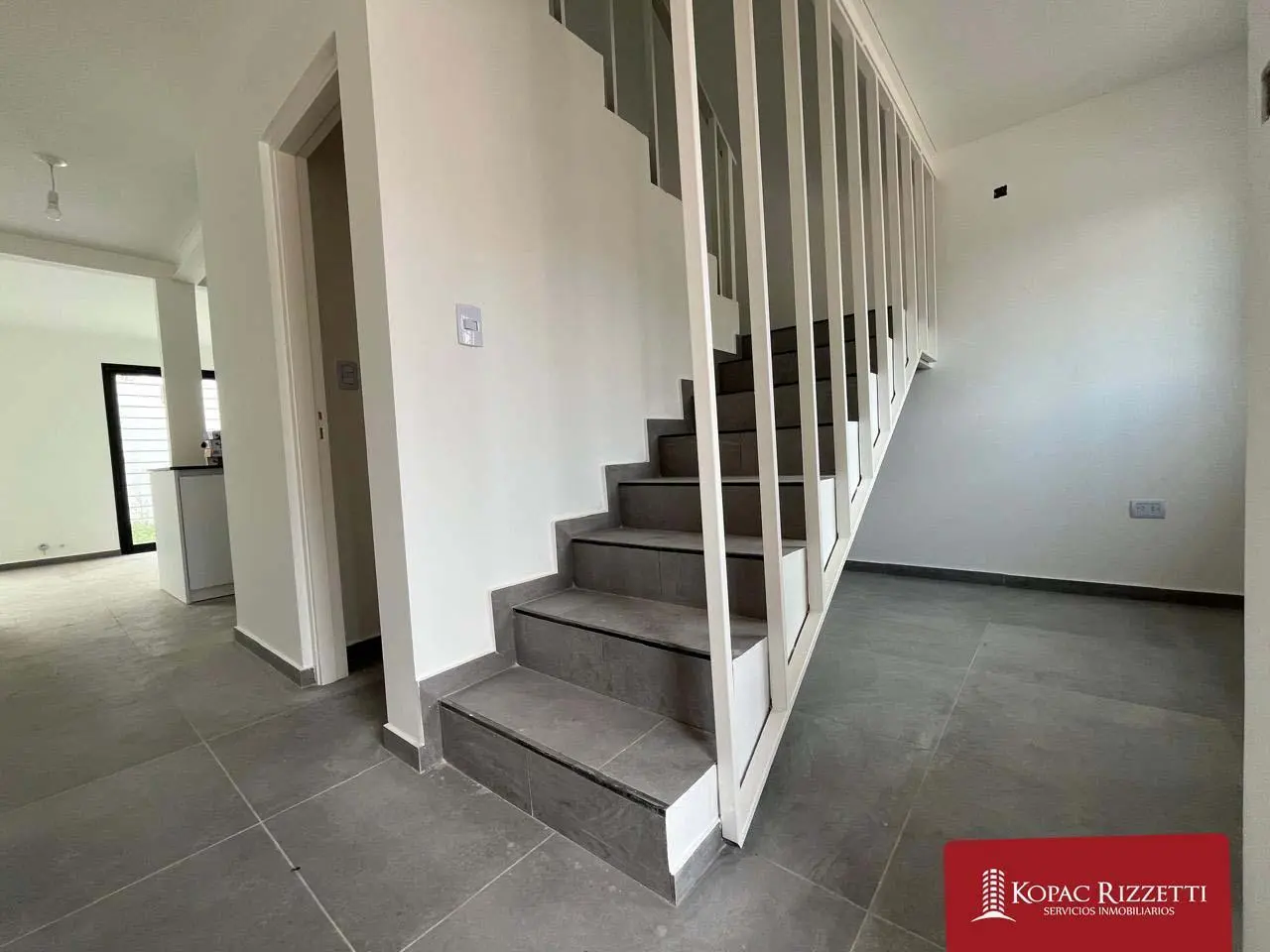 ALTO VERDE (LOS PINARES 3200) - ALQUILER CASA 2 DORMITORIOS 3