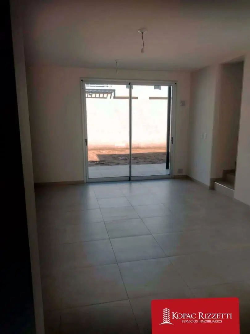 DOCTA - HOUSING DEL BOULEVARD - ALQUILER CASA 3 DORMITORIOS 5