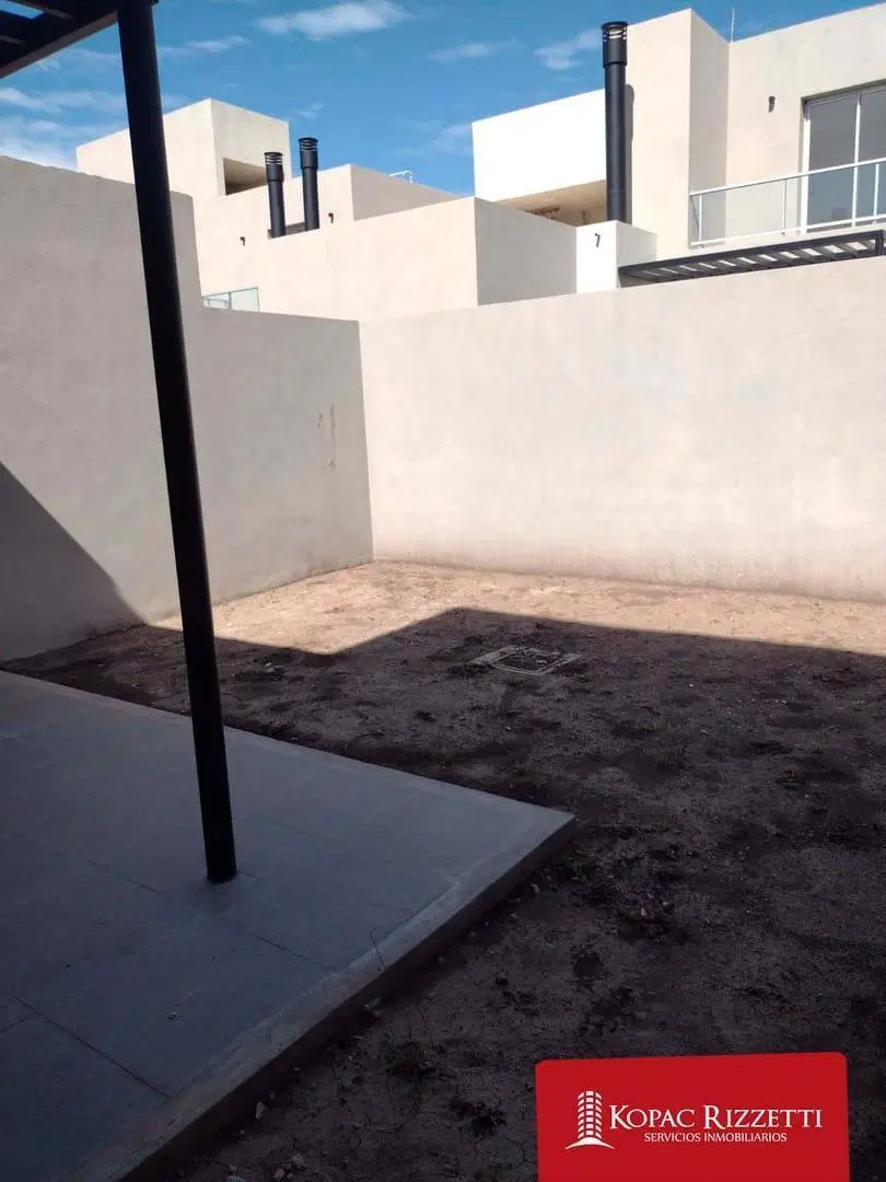DOCTA - HOUSING DEL BOULEVARD - ALQUILER CASA 3 DORMITORIOS 8