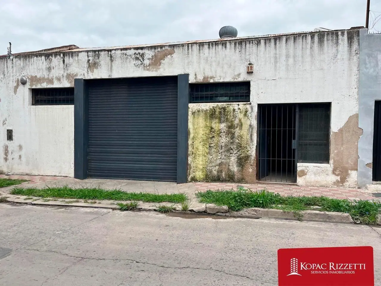 YAPEYU (CASTAÑARES 29) - VENTA GALPÓN 166 M2. 3