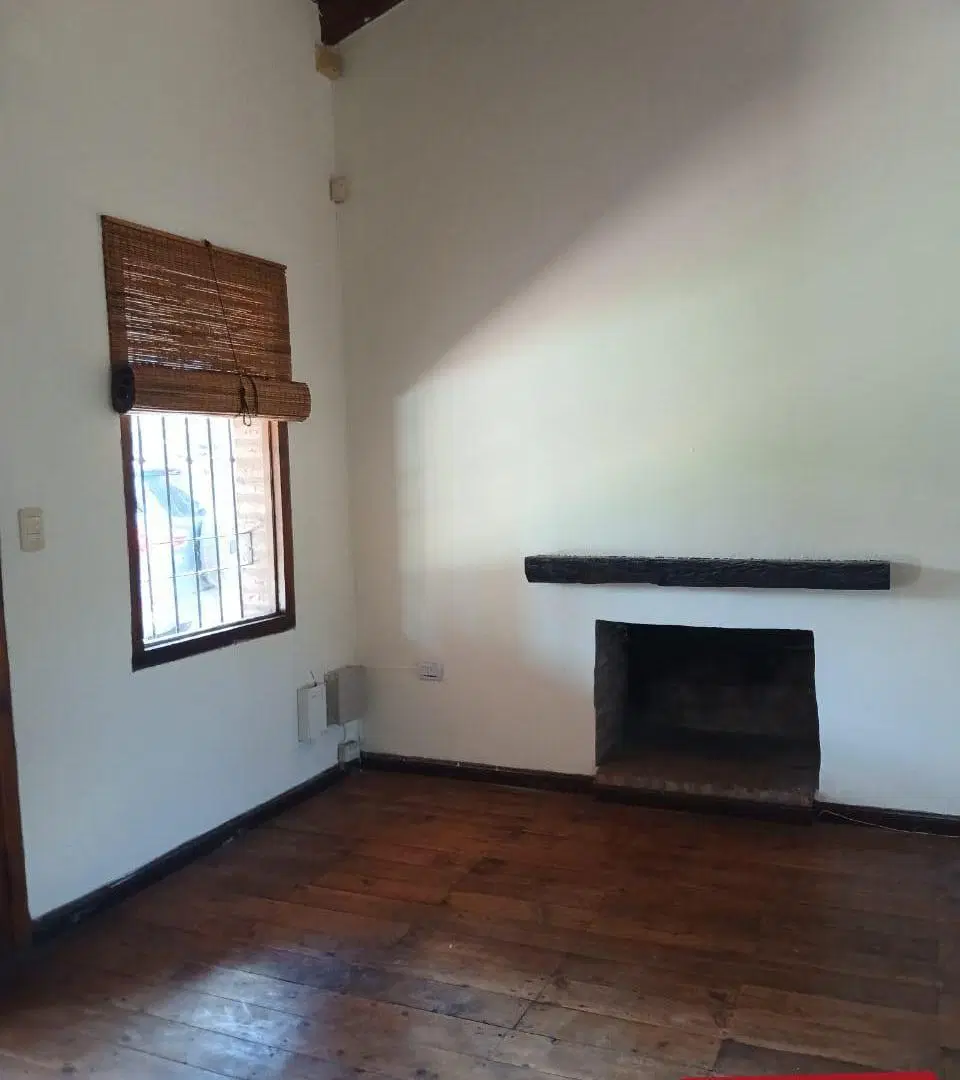VILLA RIVERA INDARTE (ETRURIA 8653) - VENTA CASA 3 DORMITORIOS 4
