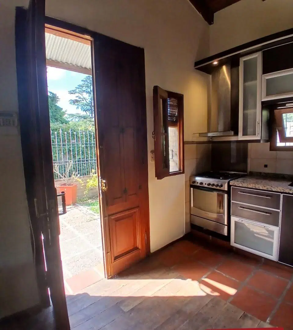 VILLA RIVERA INDARTE (ETRURIA 8653) - VENTA CASA 3 DORMITORIOS 8
