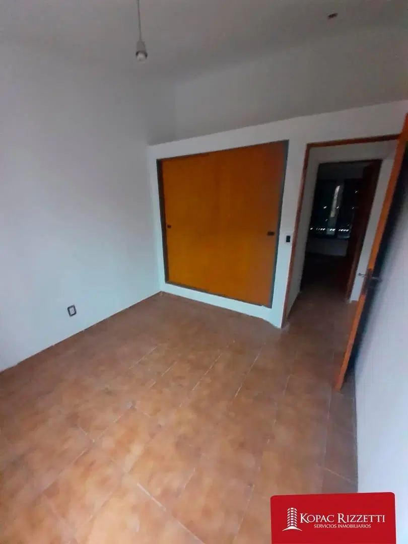 POETA LUGONES (BERISSO 2981) - ALQUILER CASA 3 DORMITORIOS 2