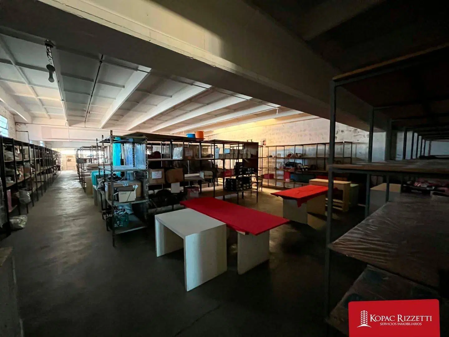 VILLA ALLENDE (AV. GOYCOECHEA 145) - ALQUILER LOCAL 750 M2. 5