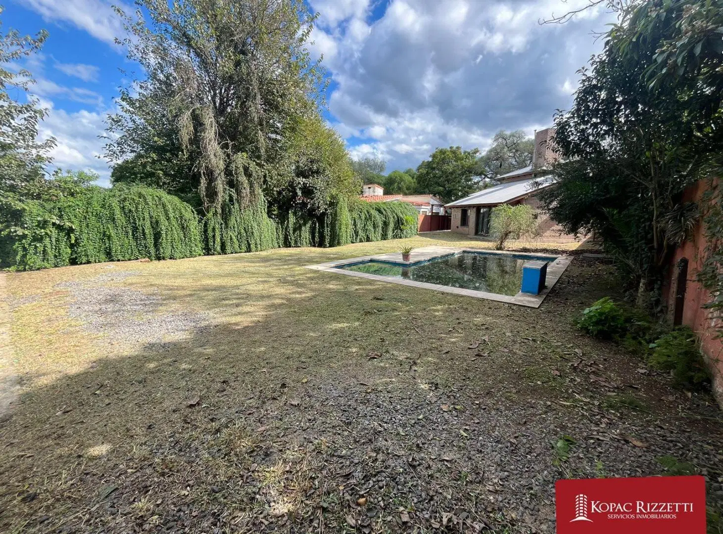 VILLA ALLENDE (JUAN MANUEL ESTRADA 1991) - VENTA CASA 4 DORMITORIOS 4