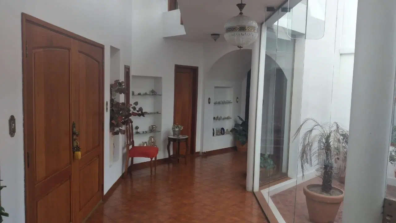 URCA (MARCOS SASTRE 1100) - VENTA CASA 3 DORMITORIOS 5