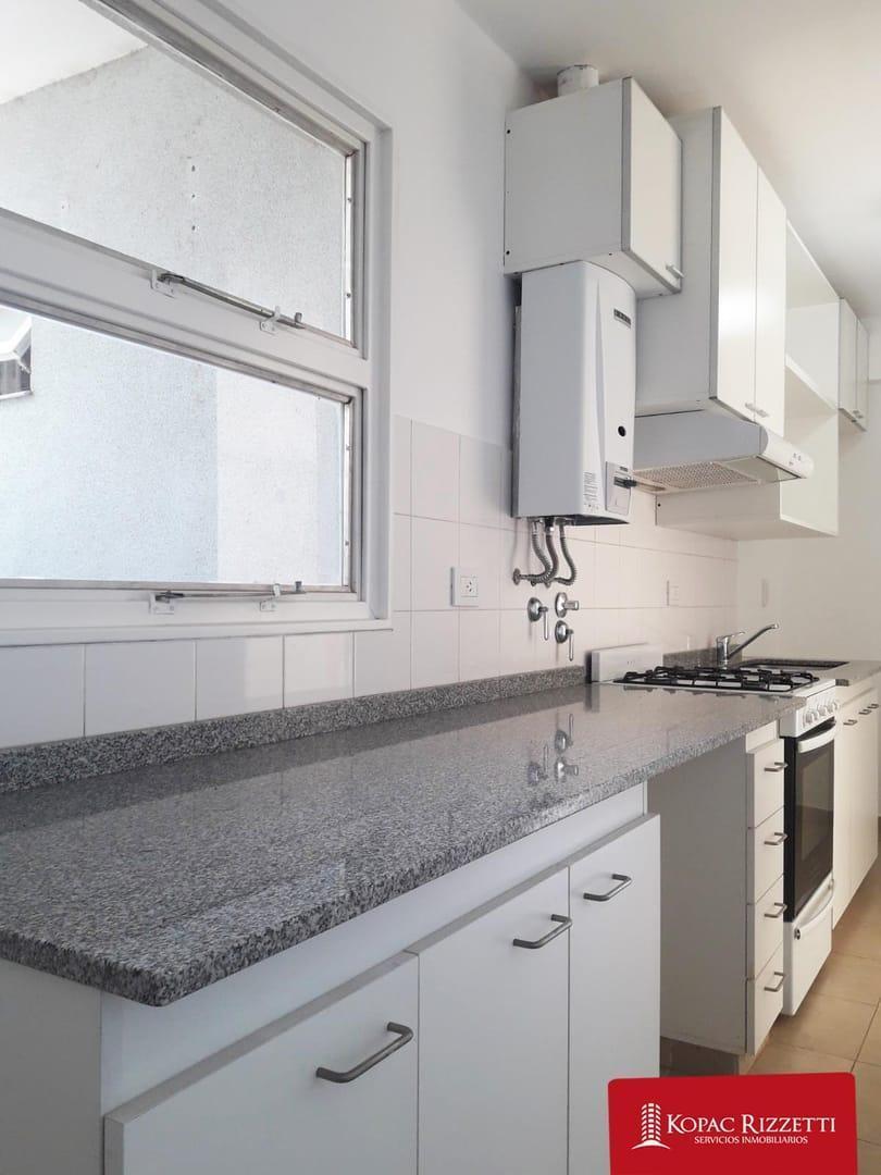 Foto de BALCONES DEL CHATEAU (AV. CARCANO 1100) - VENTA DEPARTAMENTO DE 2 DORM., imagen 2