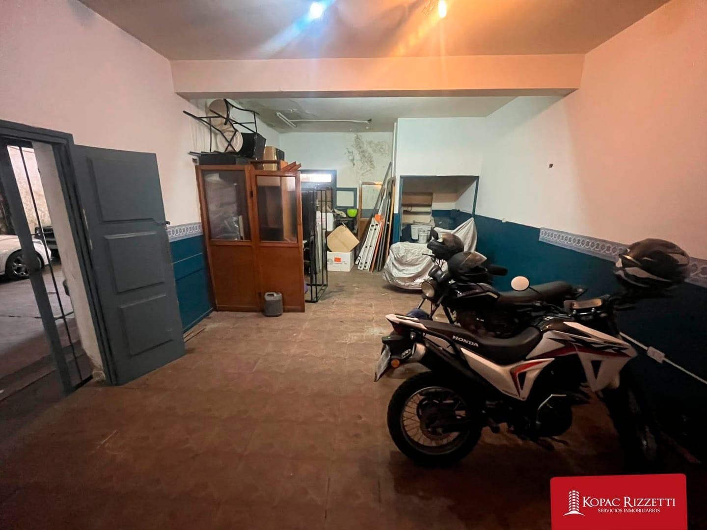 Foto de CENTRO (SALTA 469) - VENTA GALPÓN 849 M2., imagen 1