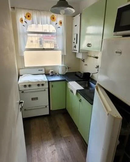 Belgrano, 1 Ambiente, lateral, MUY LUMINOSO, vista abierta, con balcon, AMOBLADO 2