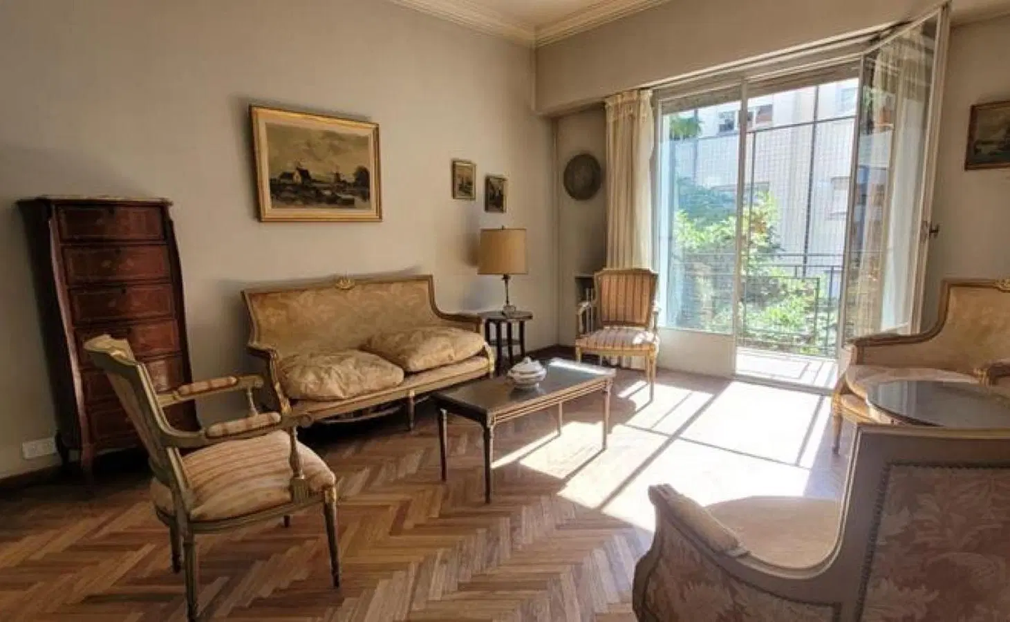 Palermo 4 Ambientes al Frente, con balcon. MUY LUMINOSO. Muy buena ubicacion a 2 cuadras Alto Palerm 1