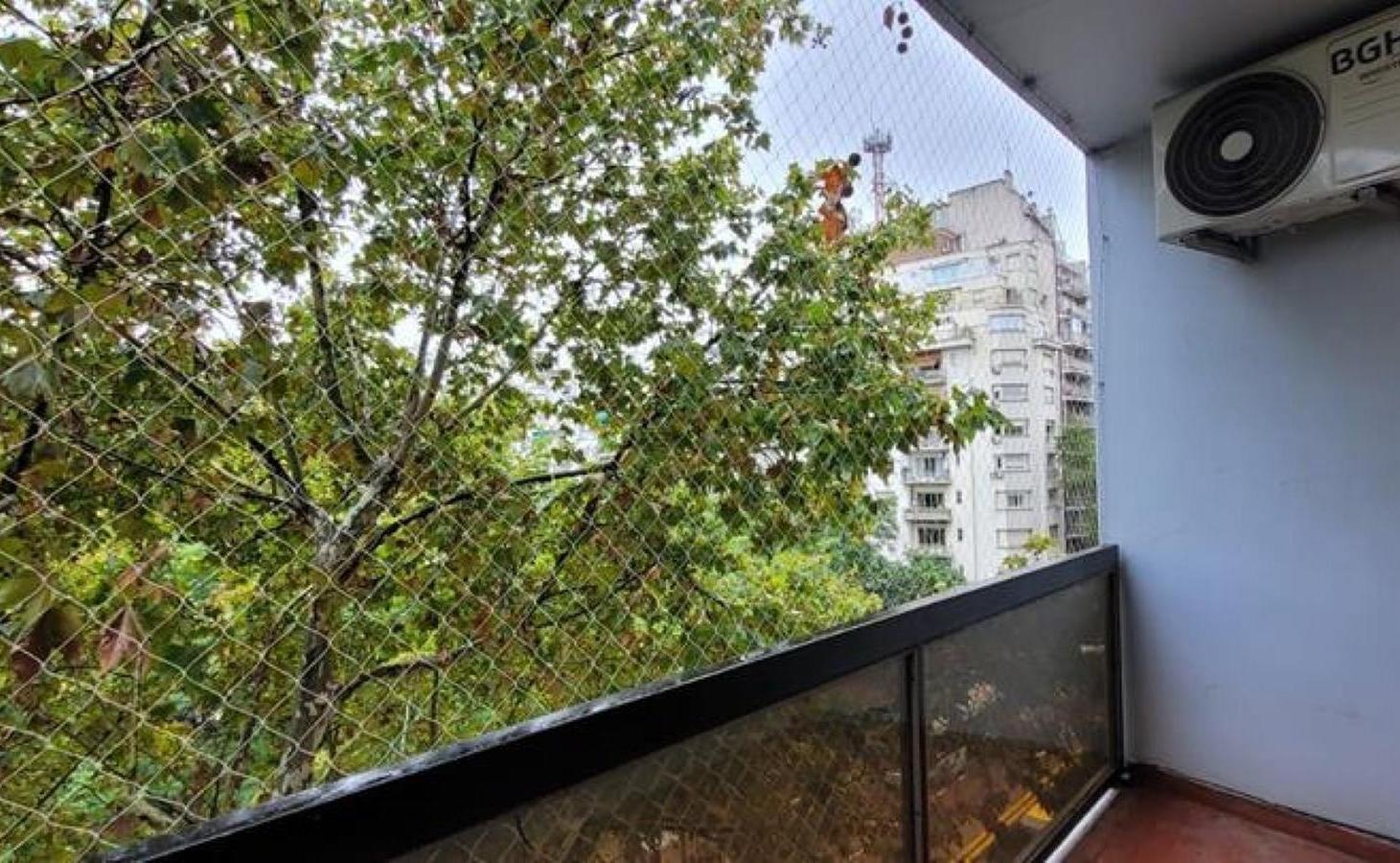 Foto de Palermo 4 Ambientes, al FRENTE CON COCHERA FIJA. Balcon, con, imagen 1
