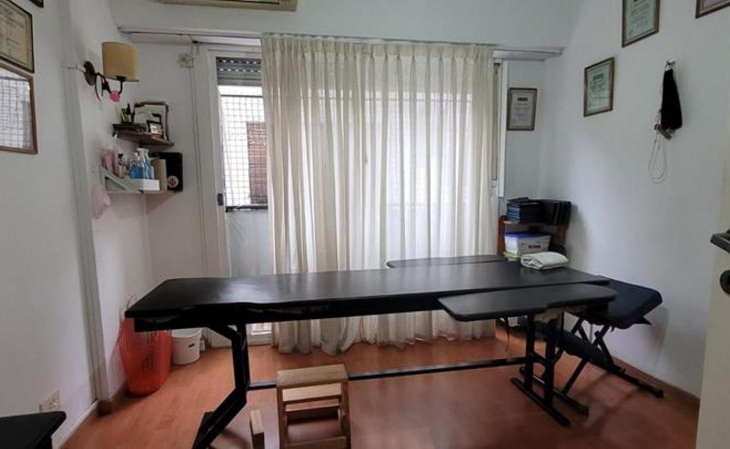 Foto de Palermo 3 Ambientes con dependencia servicio, contrafrente. LUMINOSO, imagen 2