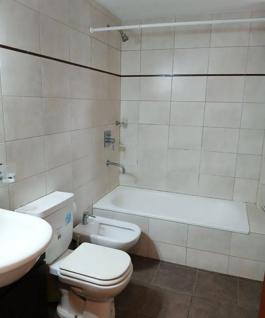 Alquiler / 1 Ambiente 3