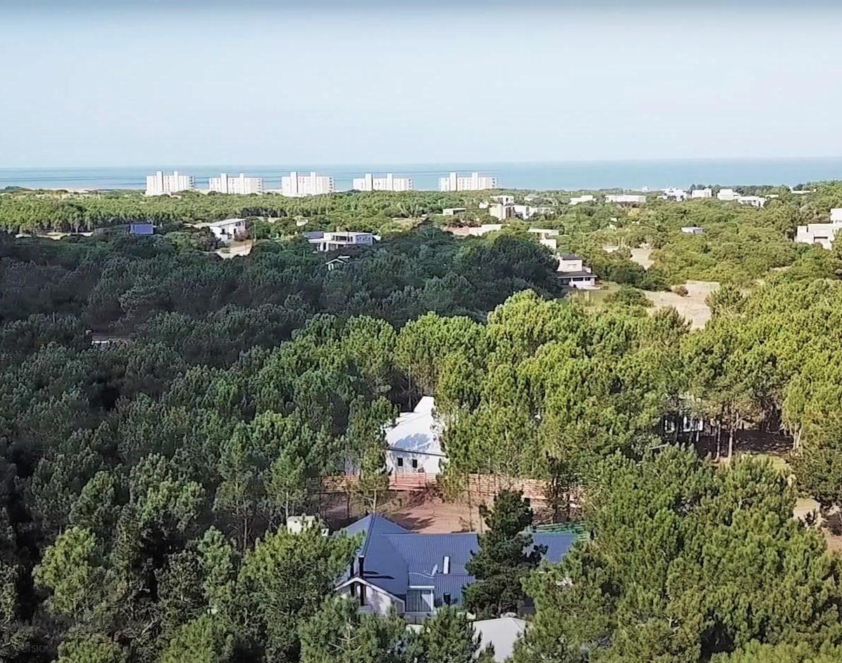Venta Casa Costa Esmeralda Barrio Residencial 2
