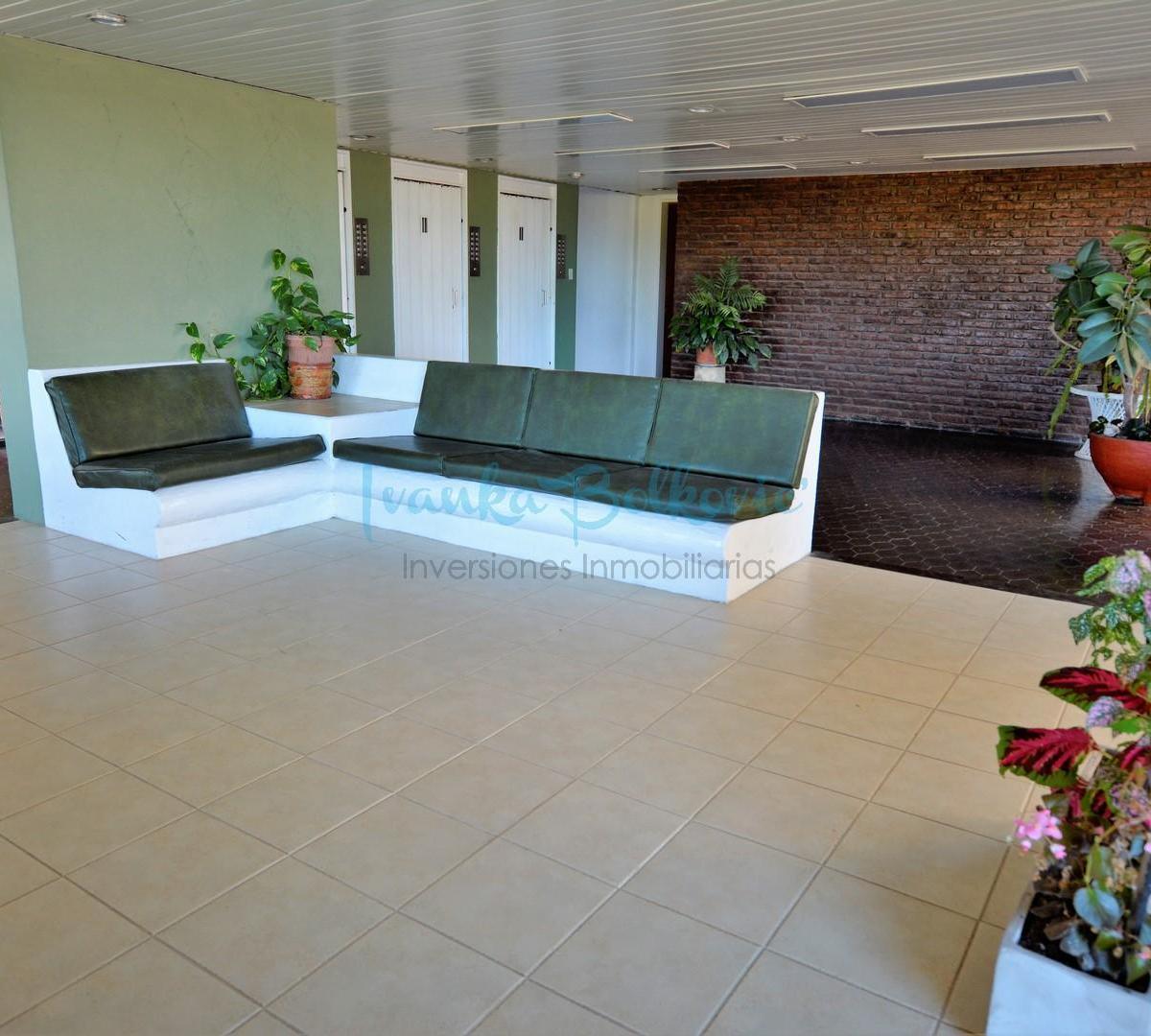 Venta Departamento 2 Ambientes Pinamar Playa Cochera Baulera