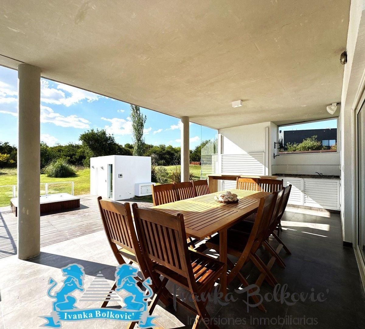 Venta Amoblada Piscina Sauna Casa Costa Esmeralda 5