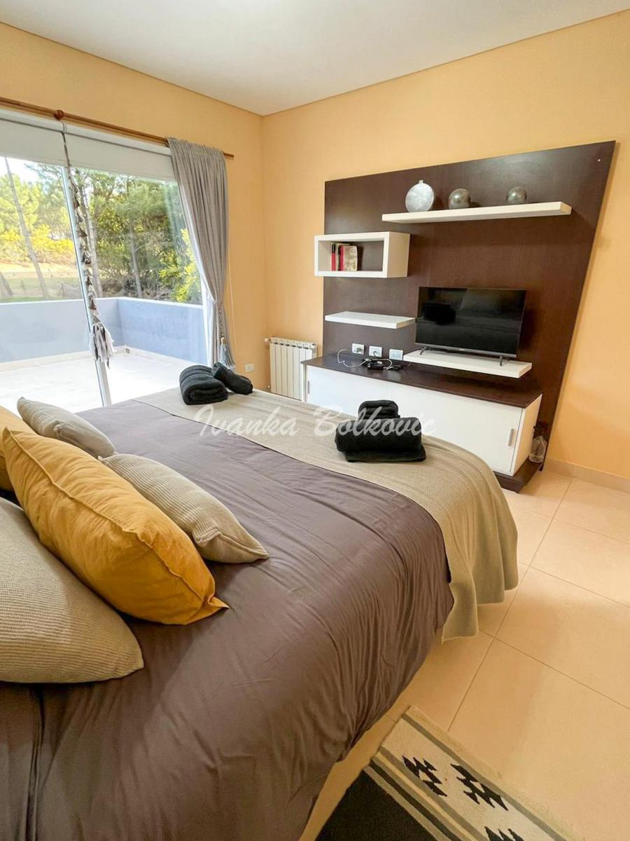 Venta Casa Costa Esmeralda Barrio Residencial 1 - Gas Natural - Piscina 5