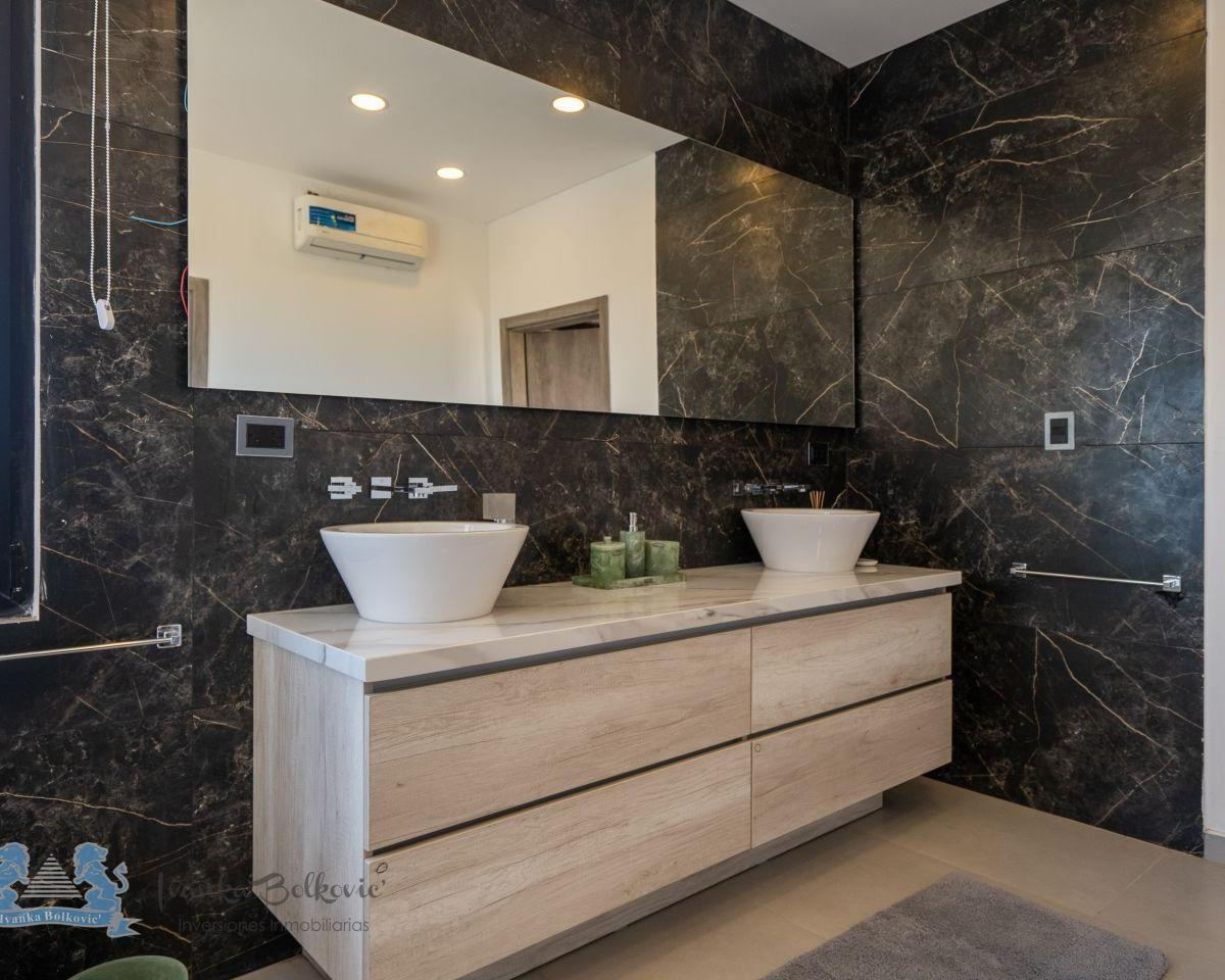 Venta Primera Linea Mar Casa Costa Esmeralda Marítimo Amoblada 4