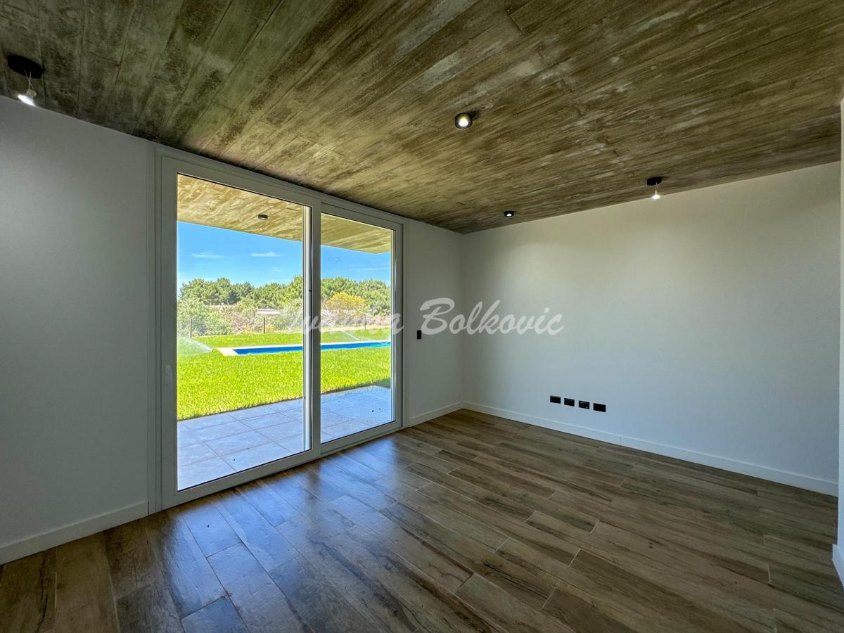 Venta Casa Estrena Este 2025 Barrio Senderos Costa Esmeralda Piscina F. Libres 5
