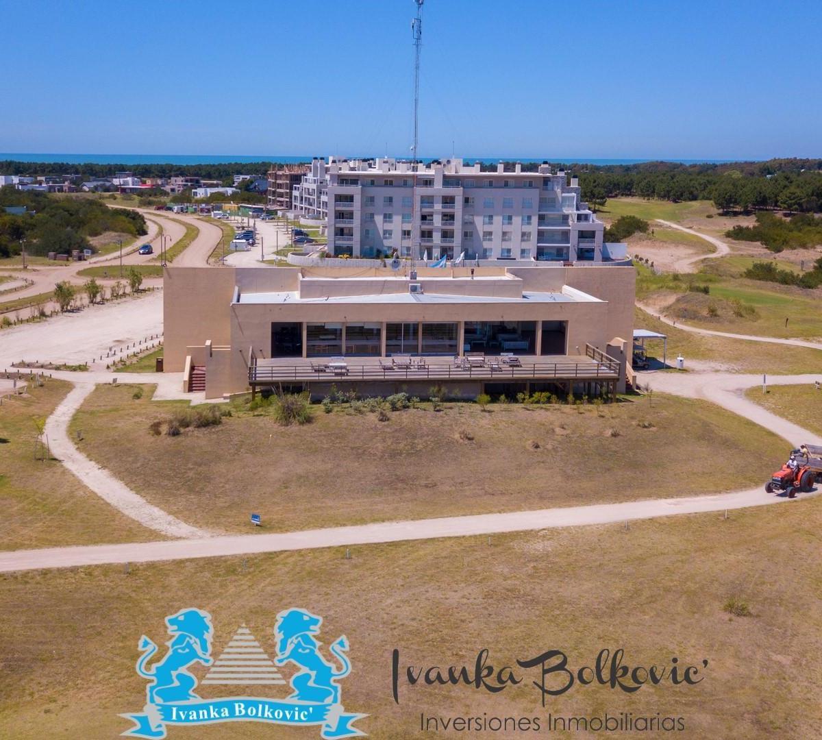 Venta Casa en Construcción Costa Esmeralda Barrio Ecuestre 4