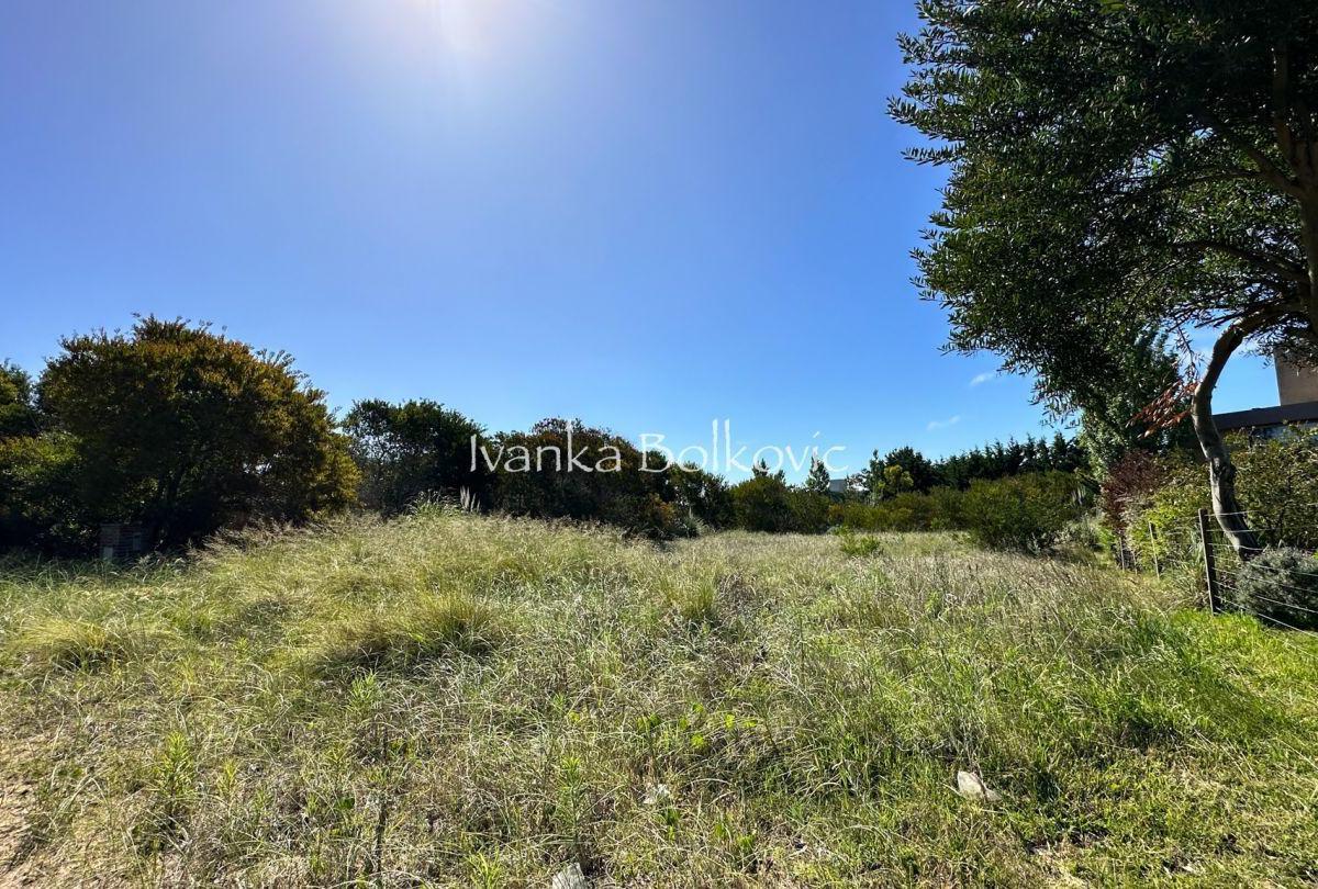 Venta Lote - a Nivel Costa Esmeralda Barrio Residencial 1 Calle Cul de Sac 4