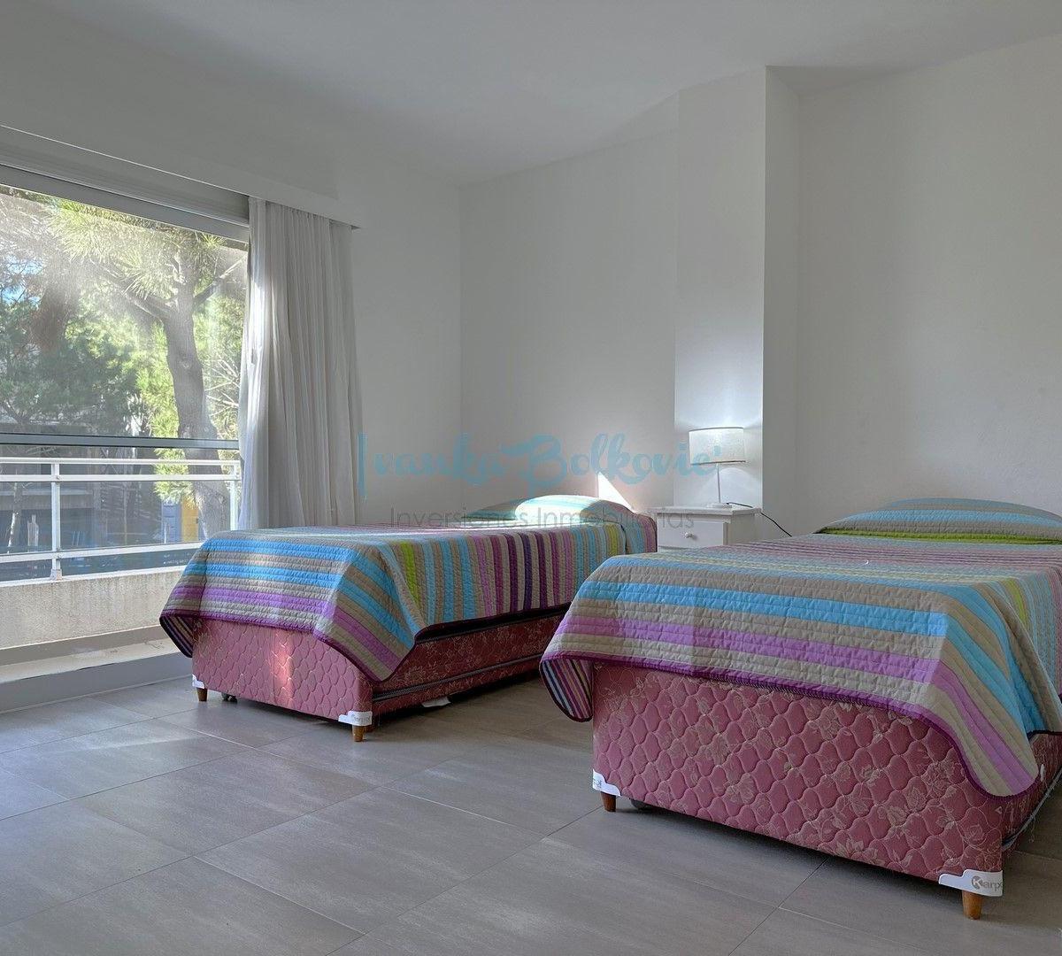 Venta Casa Costa Esmeralda Barrio Residencial - Acepta Permuta Vehículo o Lote 3