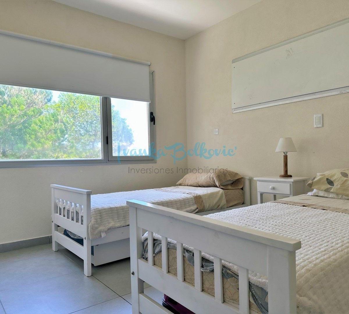 Venta Casa Costa Esmeralda - Fondos Libres Cancha de Golf - Calle Cul de Sac 3