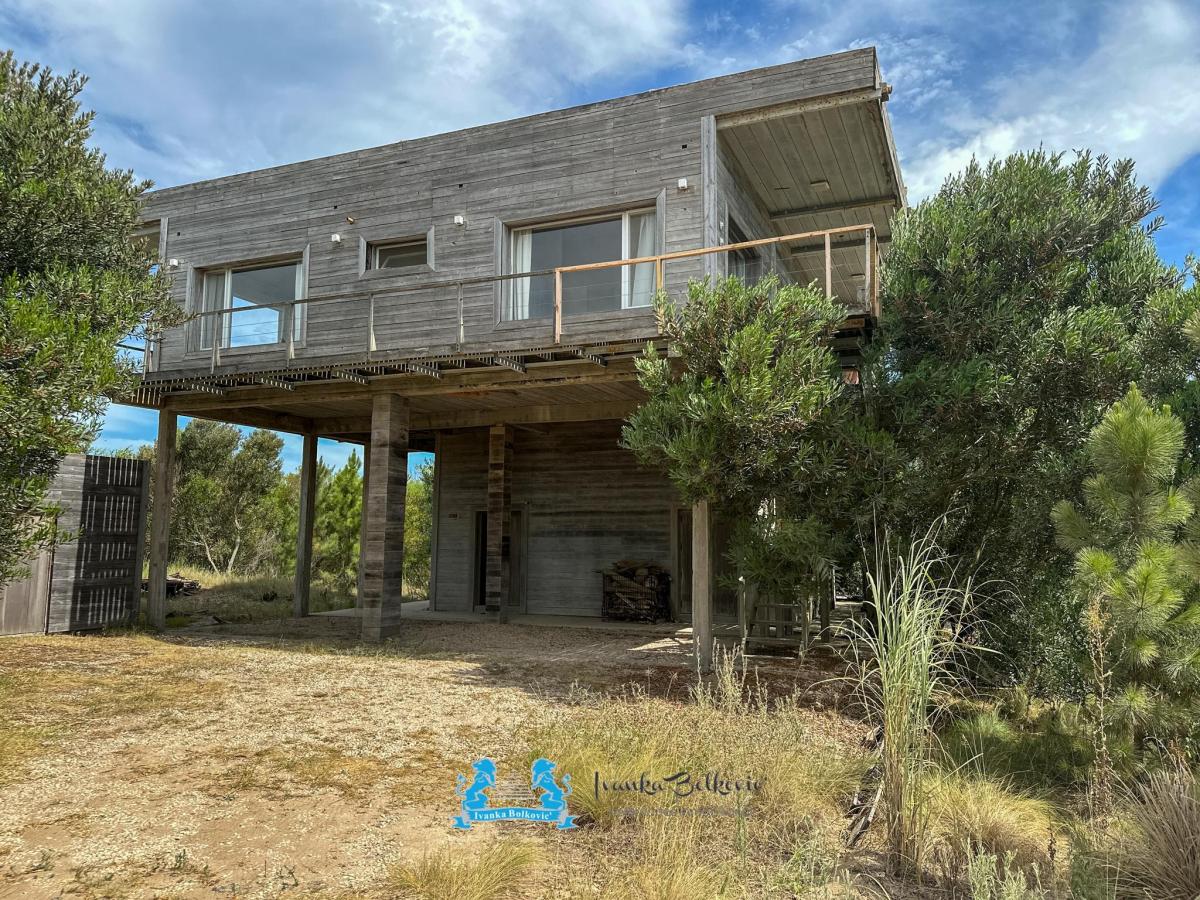 Venta Casa en Altura Vistas 360* Costa Esmeralda Barrio Residencial 1 5