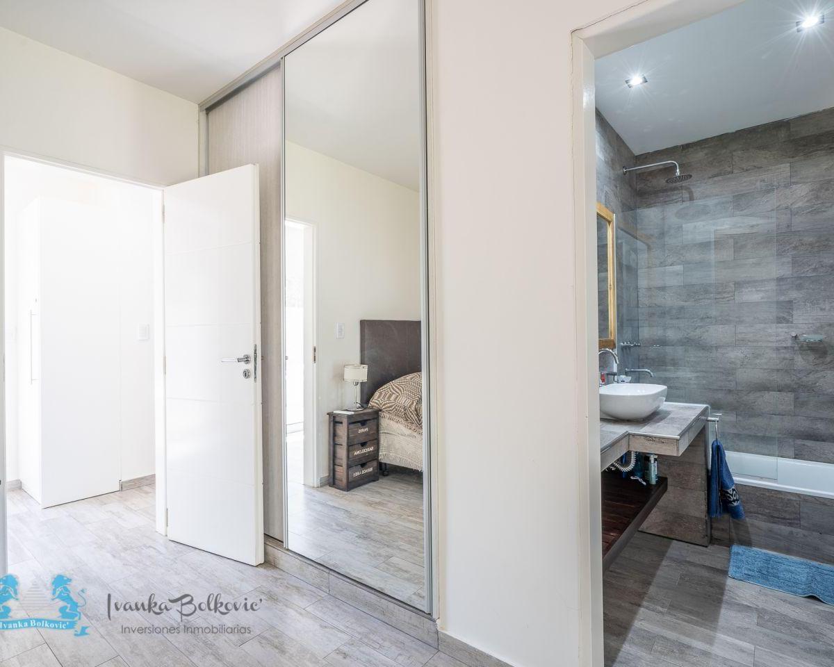 Venta Casa Costa Esmeralda Barrio Residencial - 3 Dorm. en Suite Arbolada 4