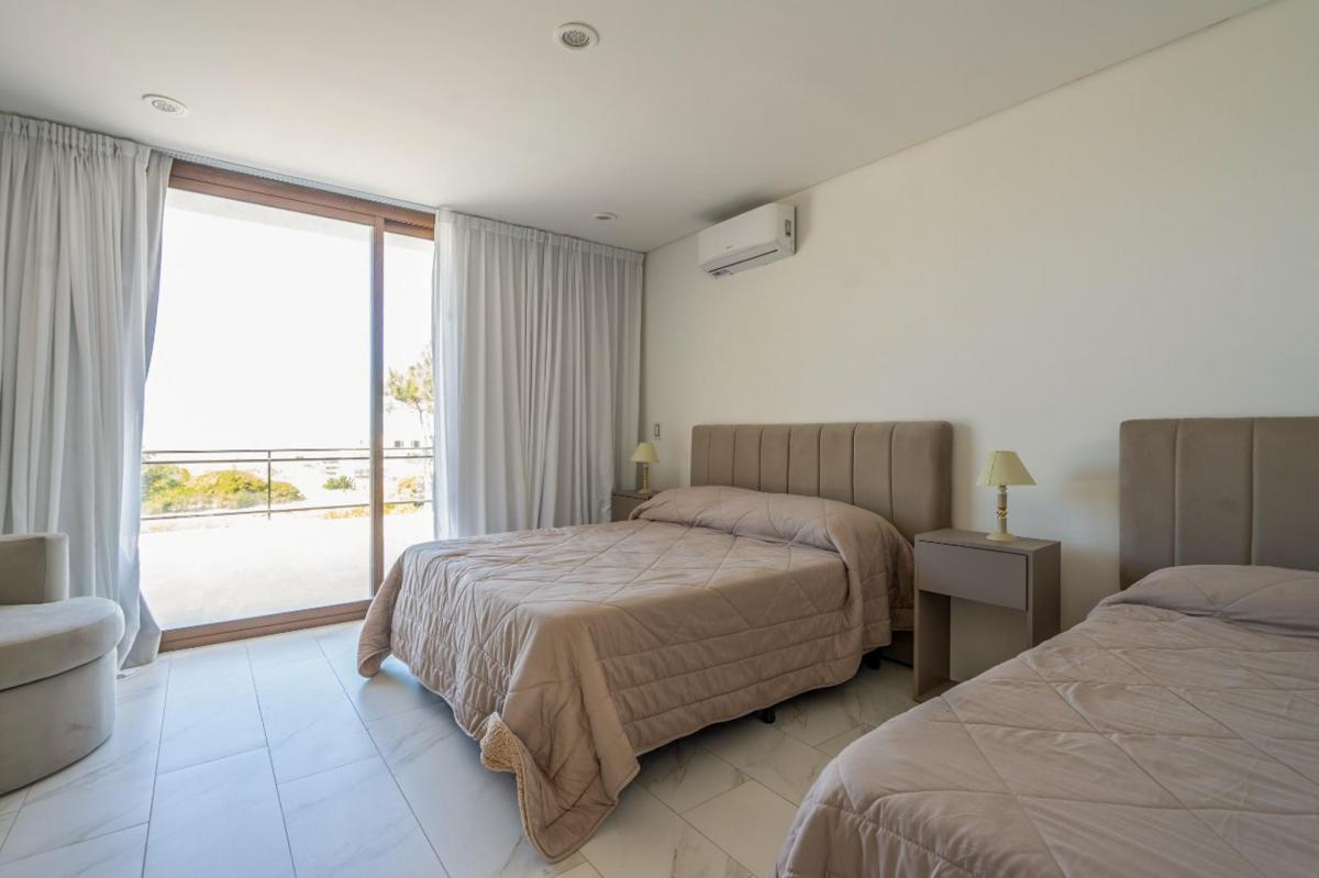 Venta Casa 500 m² Costa Esmeralda Barrio Maritimo 2 4