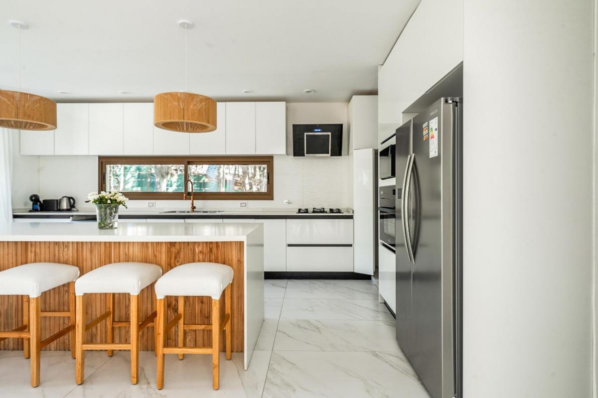 Venta Casa Costa Esmeralda, Barrio Maritimo 3 Ubicación Privilegiada 1