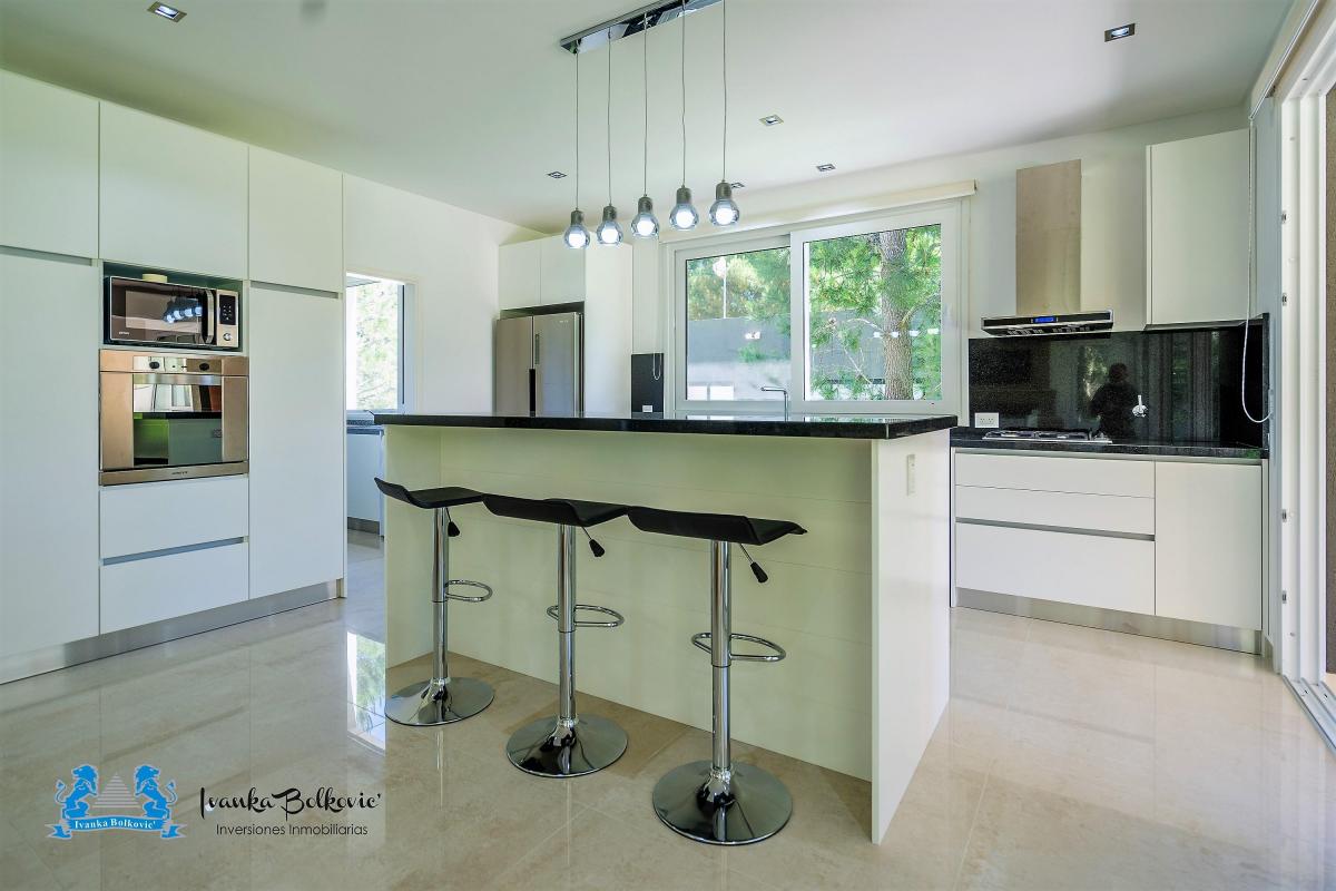 Venta Casa Imponente Costa Esmeralda Elegancia y Amplitud 5