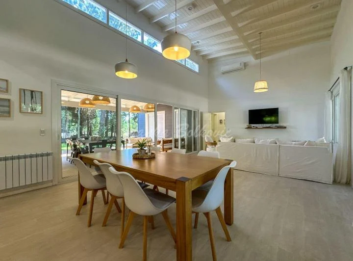 Alquiler Casa Verano 2026 Costa Esmeralda Barrio Residencial 2