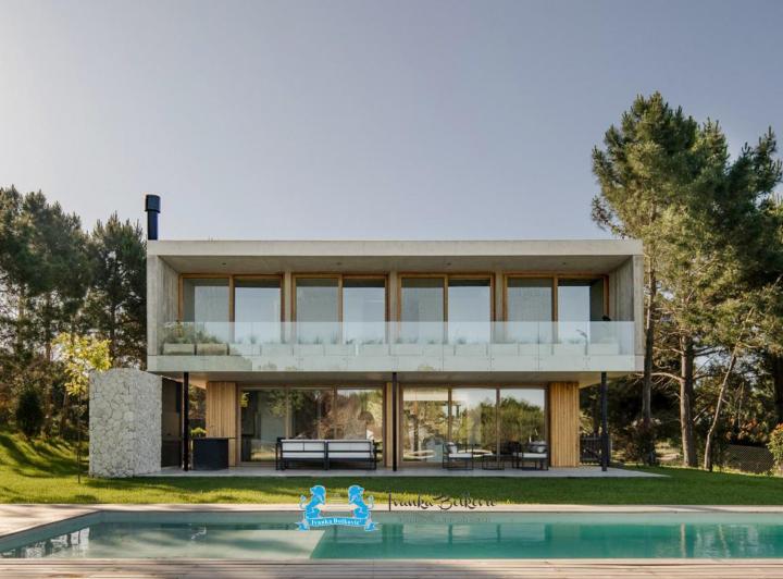 Alquiler Casa de Vacaciones  Verano 2026 Costa Esmeralda Pileta 1