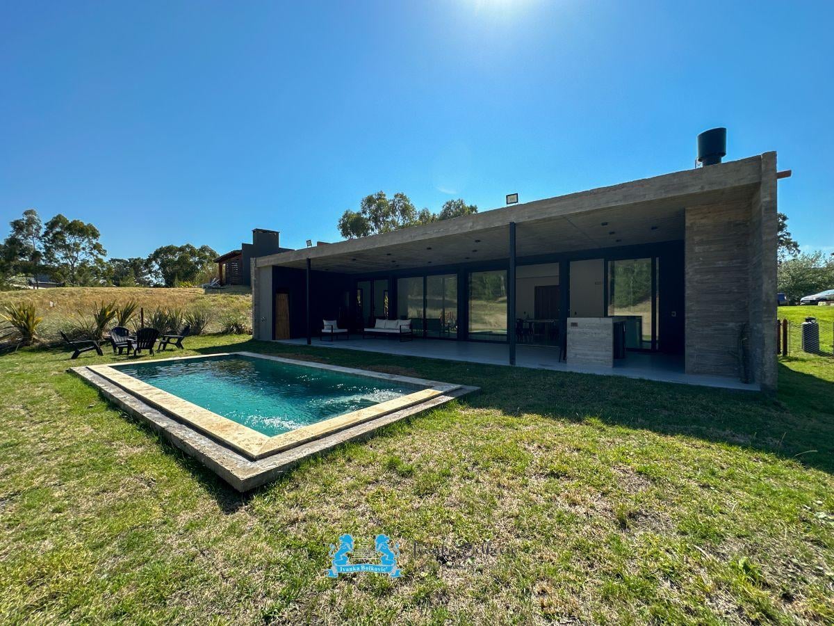 Venta Casa Costa Esmeralda A Estrenar