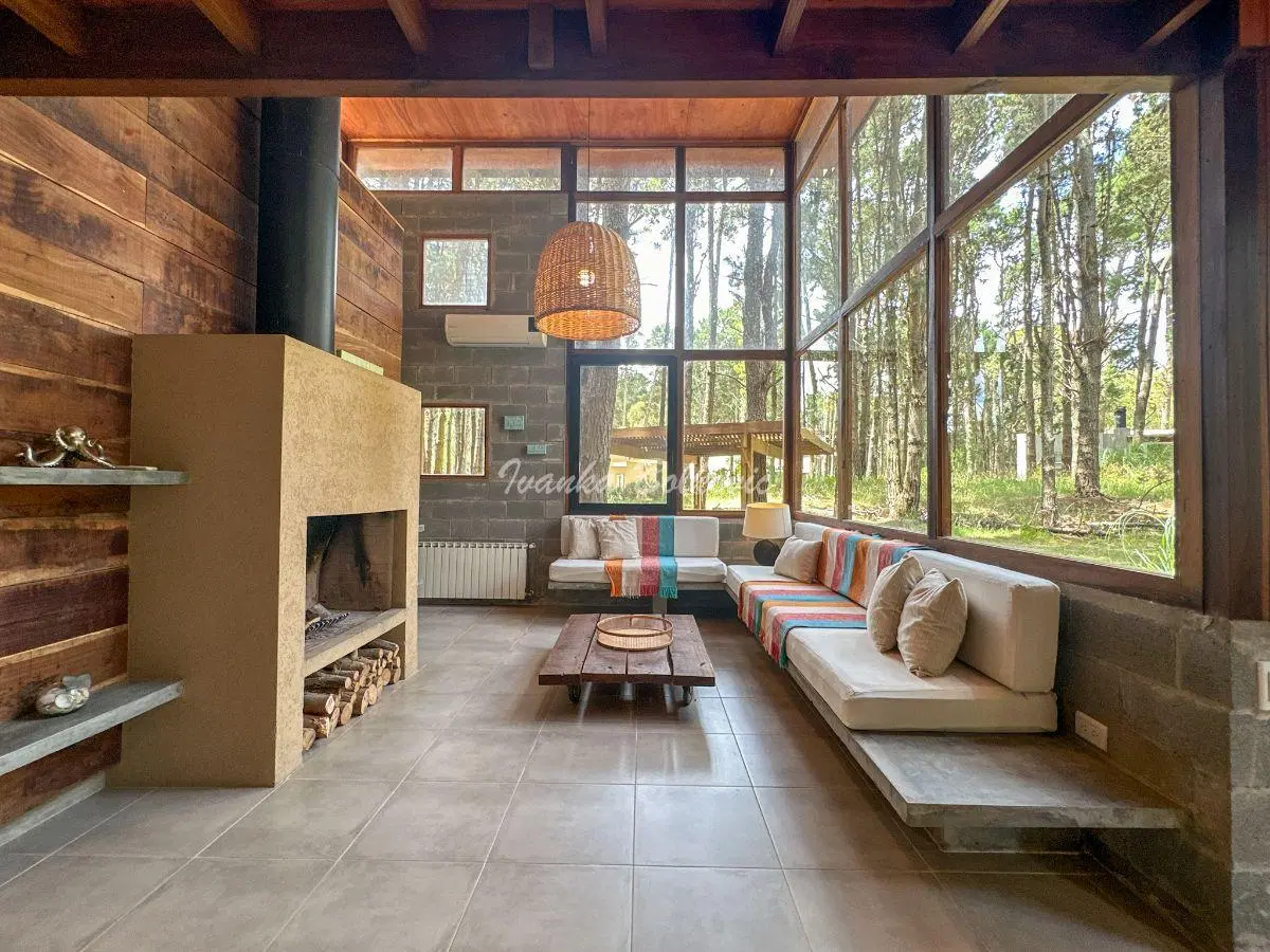 Casa 180 M2. Venta Costa Esmeralda Barrio Bosque 4