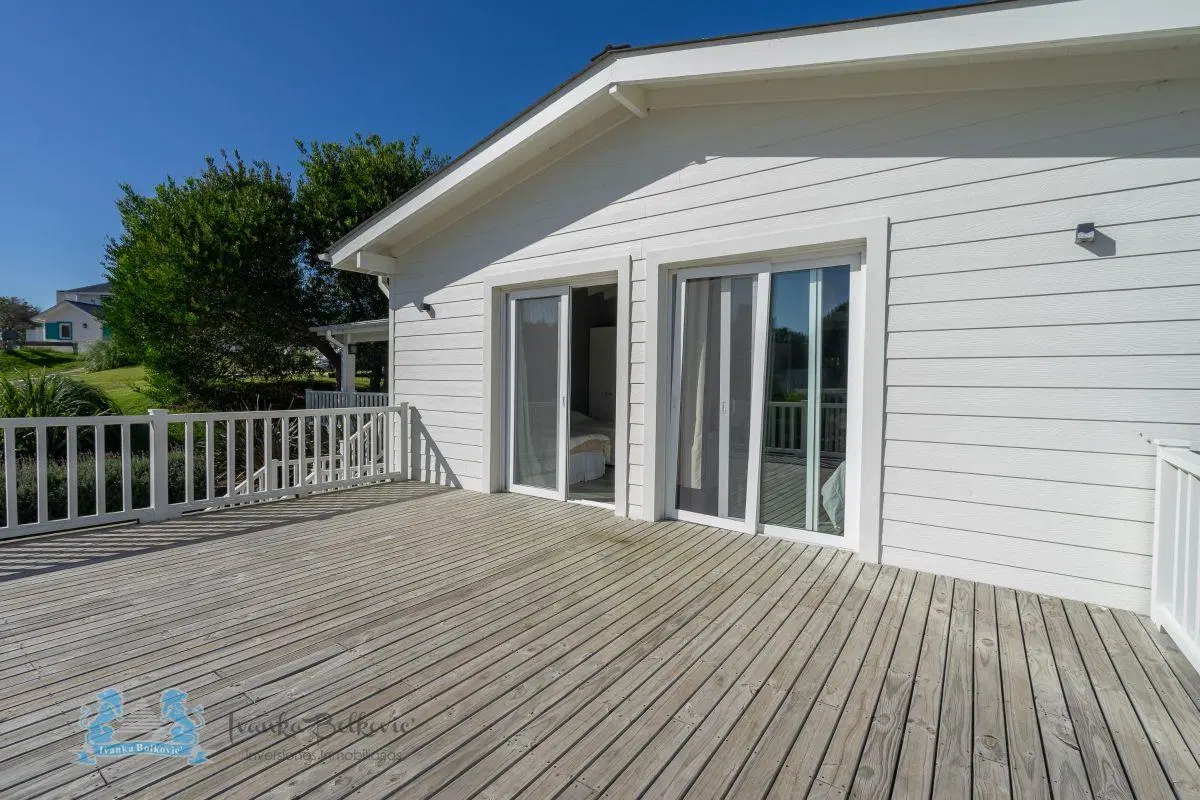 Venta Casa Costa Esmeralda Encanto Natural - Estilo Único 5