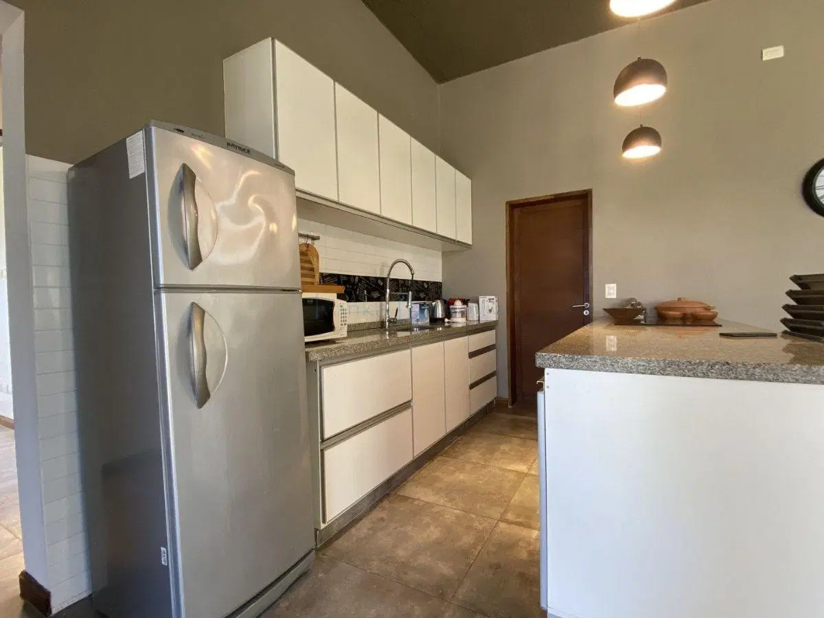 Venta Casa de 190 m² con 4 dormitorios Costa Esmeralda 4