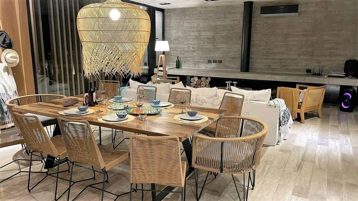 Venta Casa Estilo Hormigón Visto - Costa Esmeralda a Pasos del Mar 2