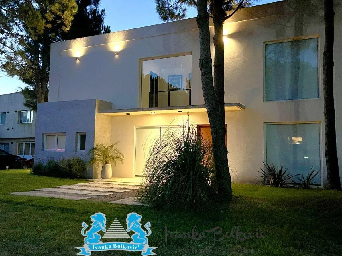 Casa Alquiler Vacaciones De Invierno Costa Esmeralda 3
