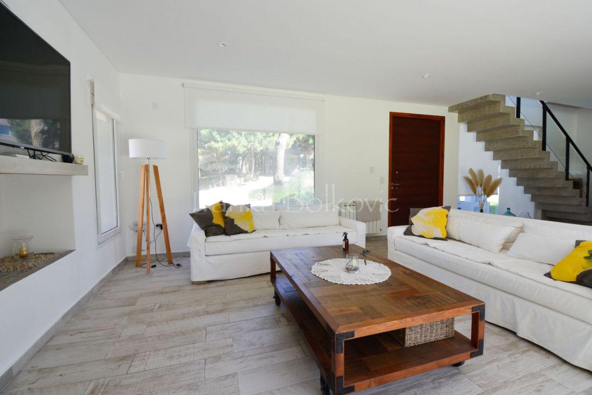 Foto de Casa Alquiler Con Minimos De 4 Dias Costa Esmeralda, imagen 3