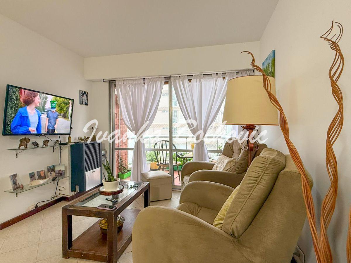 Foto de Venta Departamento de 3 dormitorios en pleno centro de Pinamar | A 2, imagen 1