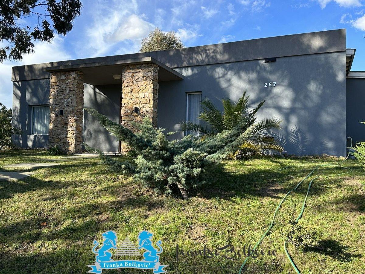 Alquiler Verano 2027 Casa 4 Dorm. (2 En Suite) Costa Esmeralda