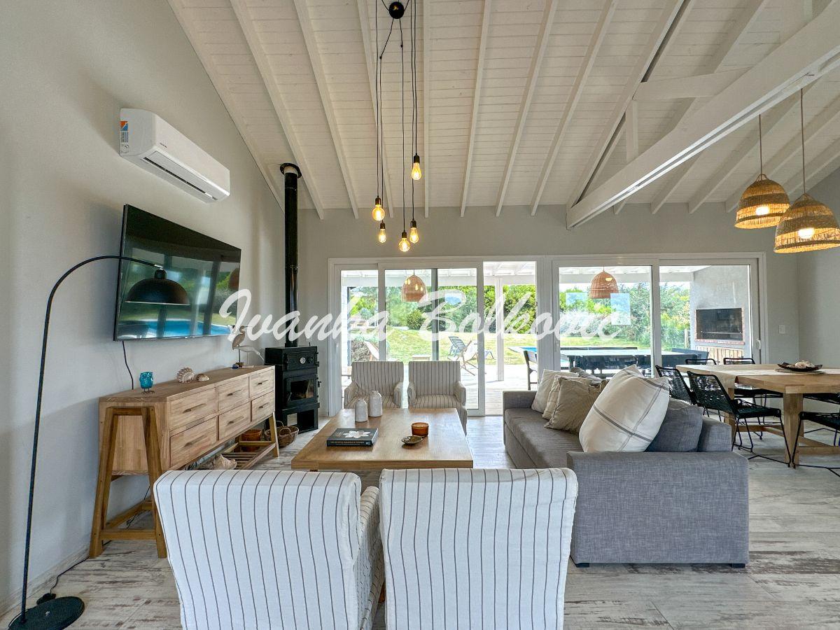 Foto de Alquiler Verano 2027 Casa Con Pileta Costa Esmeralda, imagen 3